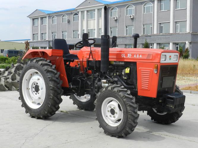 产品名称:汉野hy484轮式拖拉机生产厂家:吉林汉野农业机械装备制造